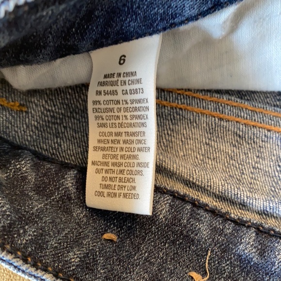 Shorts - Picture 4 of 4